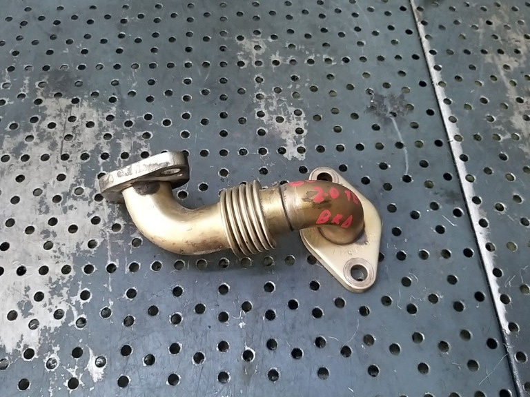 Conducta egr 2.0 tdi vw golf 5 1k 03g131521t