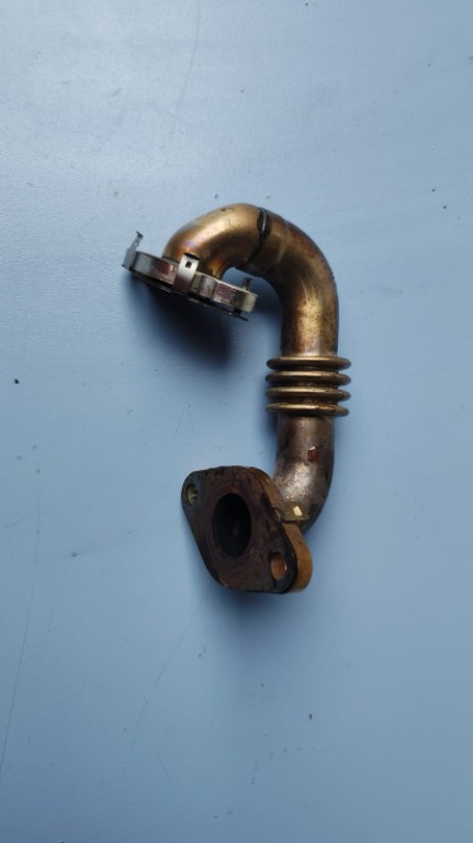 Conducta EGR Audi A4 B8 2.0 Tdi CJC 2011 Cod : 03L131521J