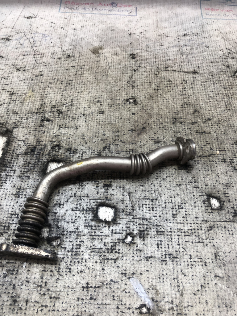 Conducta EGR Skoda Octavia 3 2.0 2015, 04L145736E
