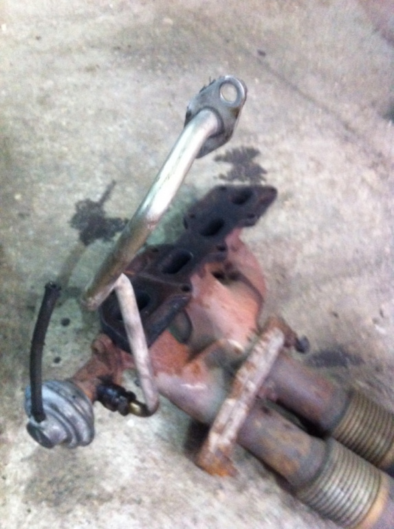 Conducta EGR Volkswagen VW Polo 3 6N [1994 - 2001] Hatchback 3-usi 1.4 MT (101 hp) (6N1) 16V