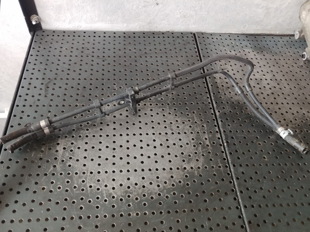 Conducta furtun apa 2.0 tdi deu audi a4 b9 8w 04l122157ck
