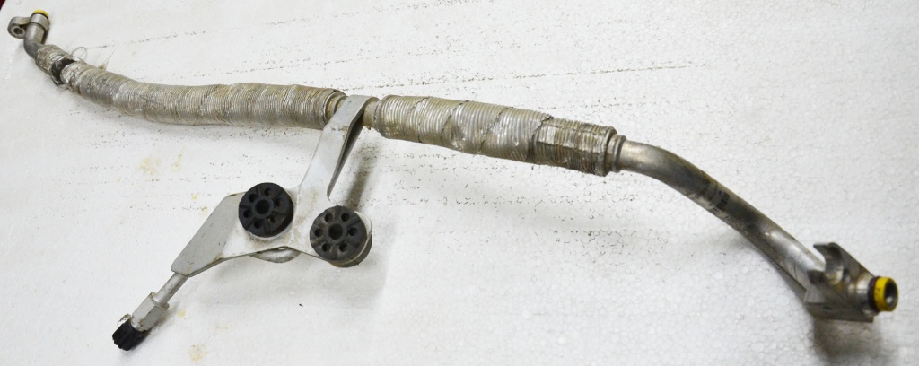 Conducta furtun compresor BMW E60 E61 525D 530D 2004-2010
