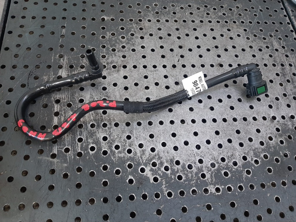 Conducta furtun vacuum 1.2b hn09 peugeot 208 9847614880