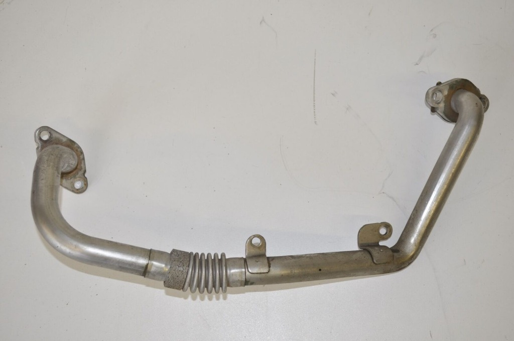 Conducta gaze EGR 03L131521AH Audi A4 B8 2.0 TDI an fab. 2009 - 2016