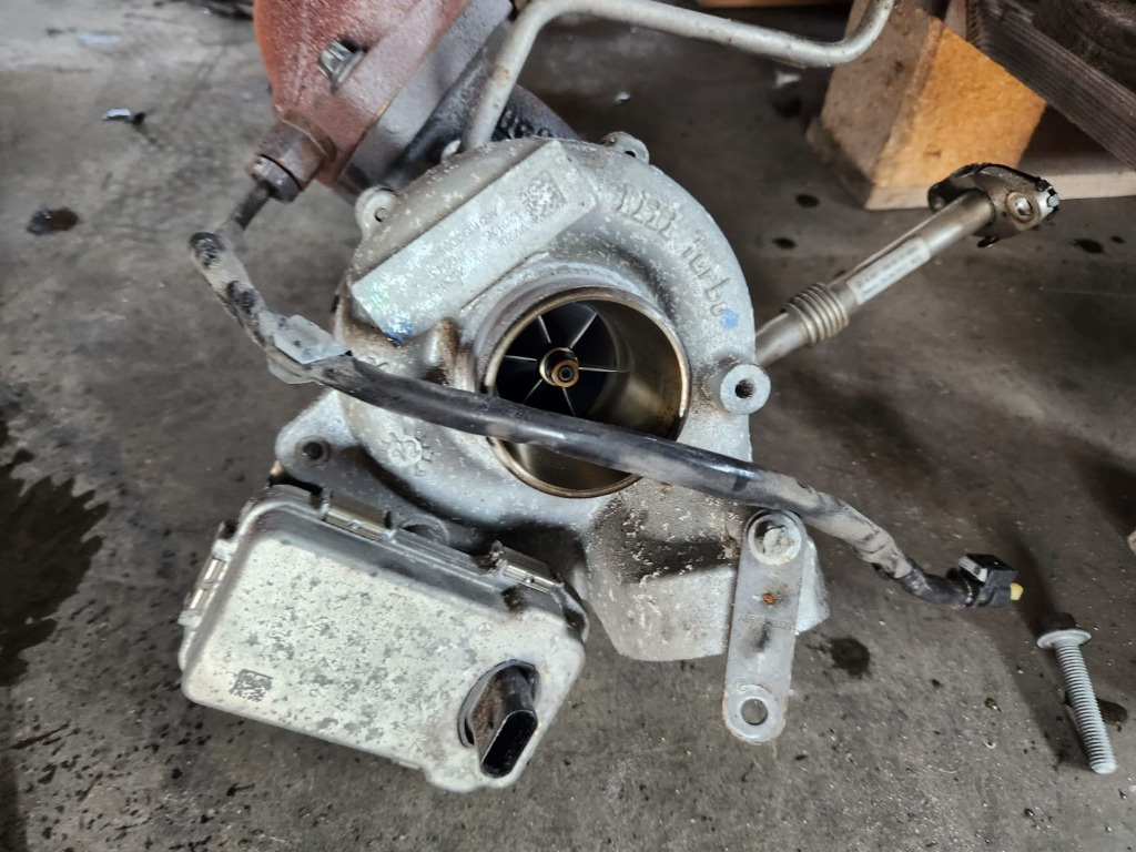 Conducta gaze turbina Mercedes C200 CDI w204 A6511800022