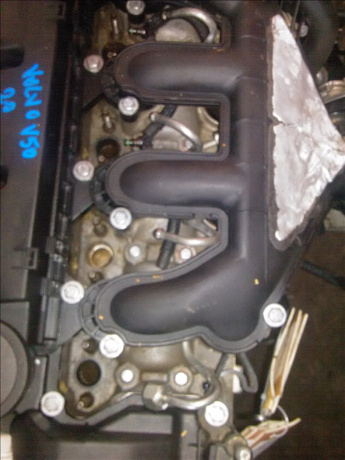 Conducta injectoare ( 4 buc) VOLVO V50 2.0 D an fabr. 2008