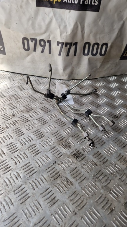 Conducta injectoare Volvo V50 1.6 D4164T an 2009