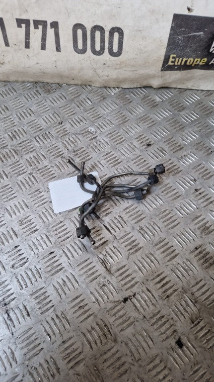 Conducta injectoare Volvo V70 1.6 d an de fabricatie 2012 cod motor D416DT