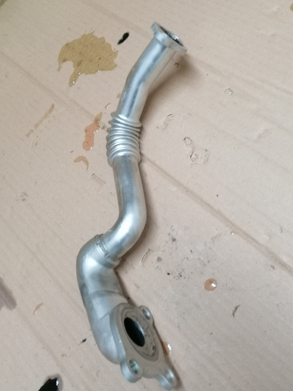CONDUCTA INOX RACIRE GAZ EGR TOYOTA AVENSIS COROLLA VERSO AURIS RAV 4