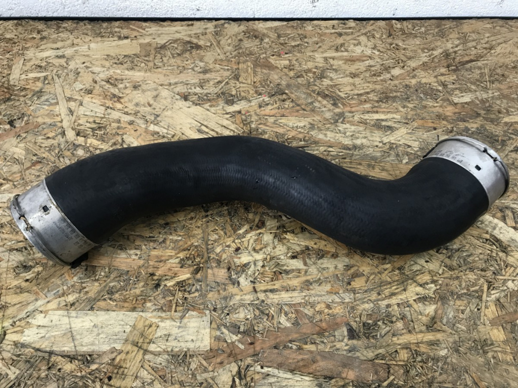 Conducta intercooler E Class W212 250 CDI sedan 2009 (Cod intern:20609)