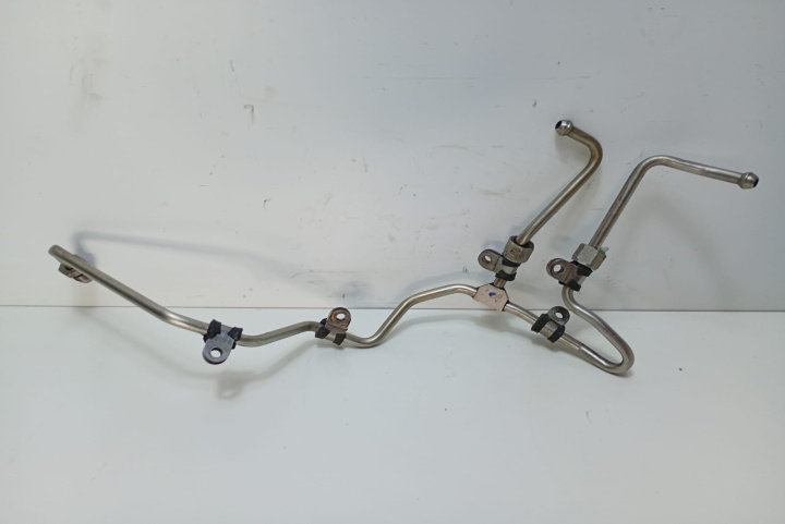 Conducta presiune combustibil 06E127051T Audi A5 8T [2007 - 2011]