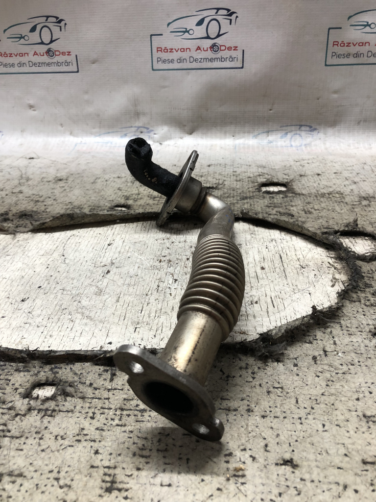 Conducta racitor gaze Volkswagen Golf 5 2005, 03C131521T