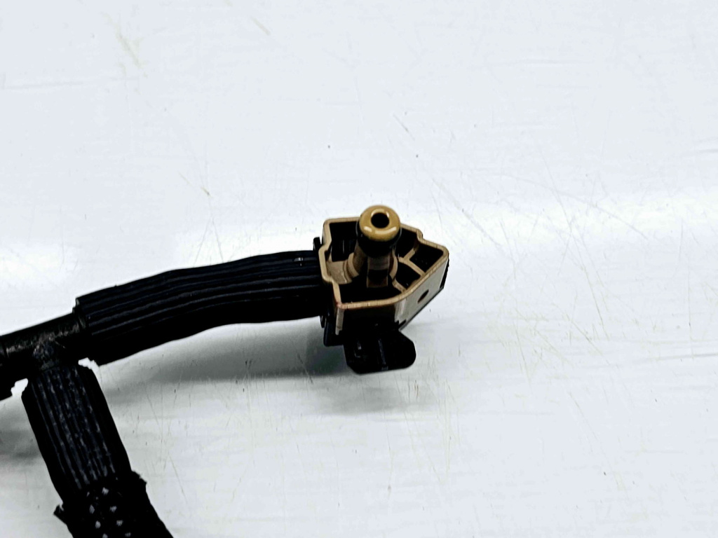 Conducta retur injectoare Audi A4 (8W2, B9) [Fabr 2015-2023] OEM 2.0 TDI DEUA 110KW / 150CP