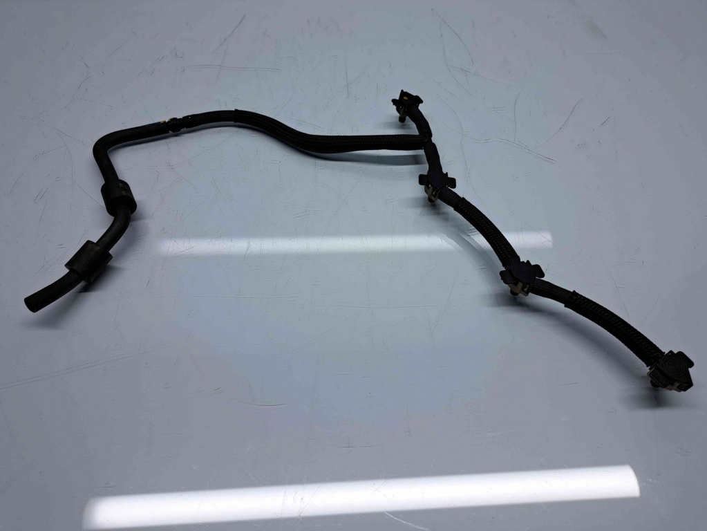 Conducta retur injectoare Audi A4 (8W2, B9) [Fabr 2015-2023] OEM 2.0 TDI DETA 140KW / 190CP 2.0 TDI DETA 140KW / 190CP