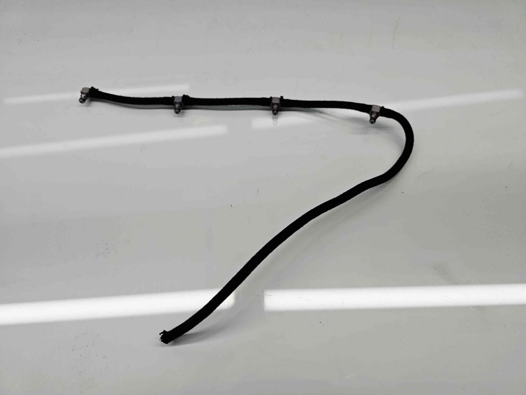 Conducta retur injectoare Mercedes Clasa C (W203) [Fabr 2000-2007] OEM 2.2 CDI 646963 110KW / 150CP
