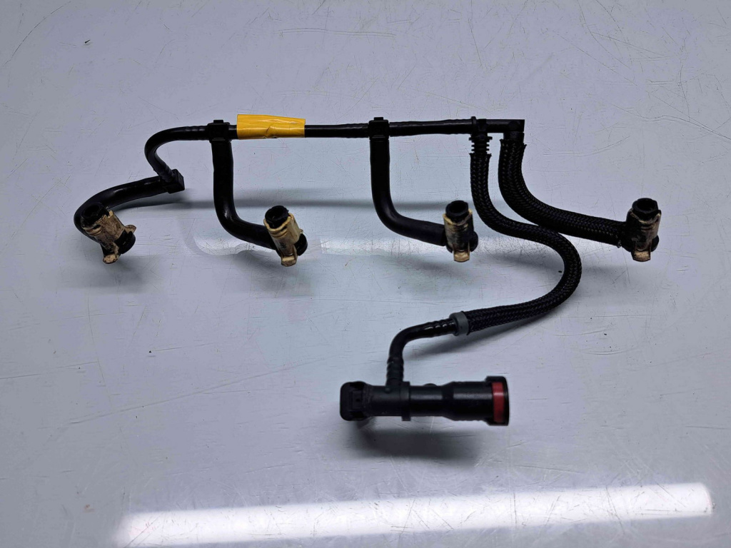 Conducta retur injectoare Nissan Qashqai (2) [Fabr 2013-2017] 166714557R 1.5 DCI K9K646 81KW / 110CP