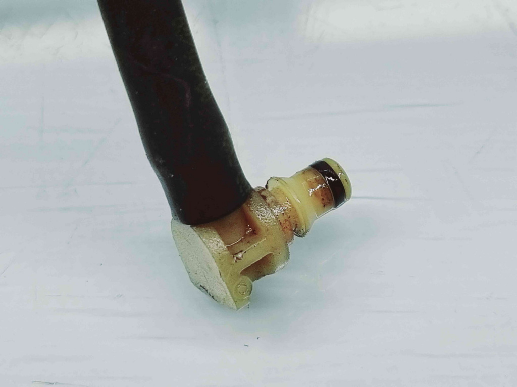 Conducta retur injectoare Renault Scenic 3 [Fabr 2009-2015] 8200922103 1.5 DCI K9K832 78KW / 106CP 1.5 DCI K9K832 78KW / 106CP