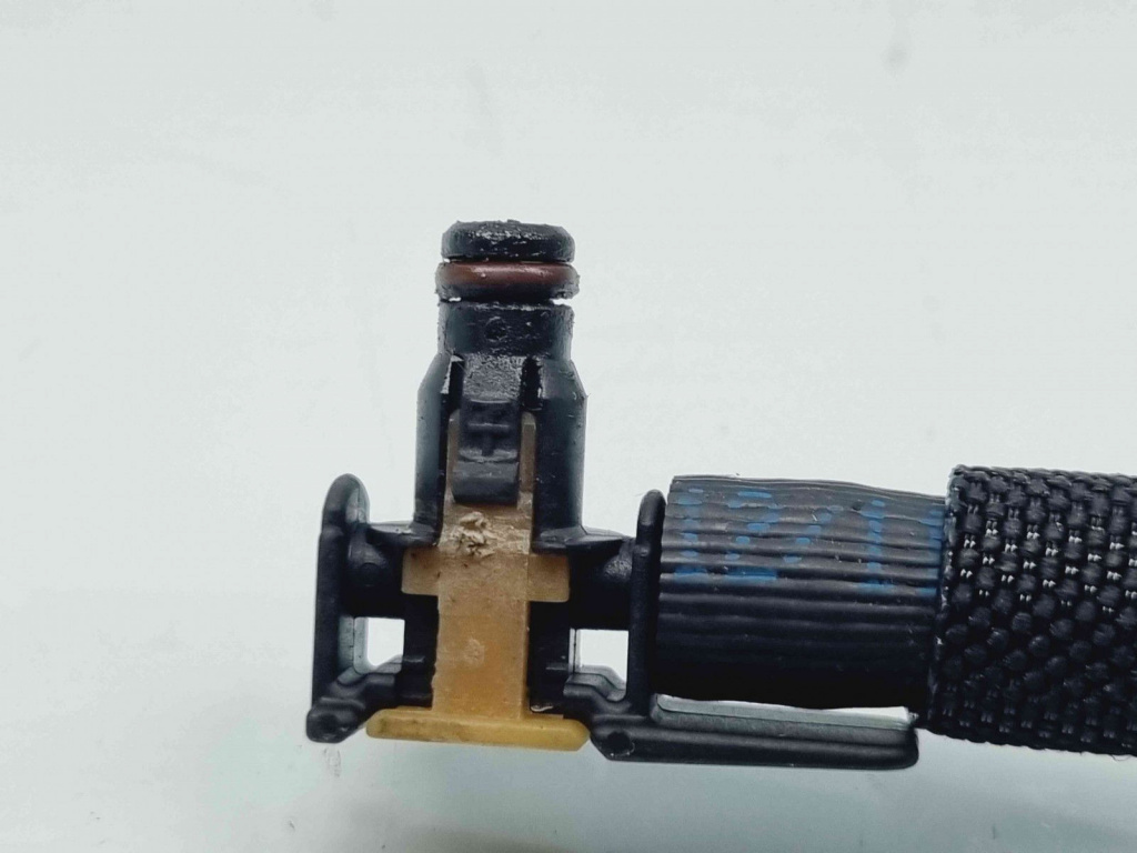 Conducta retur injectoare Volkswagen Passat CC (358) Facelift [Fabr 2012-2016] OEM 2.0 TDI CFFB 103KW / 140CP 2.0 TDI CFFB 103KW / 140CP