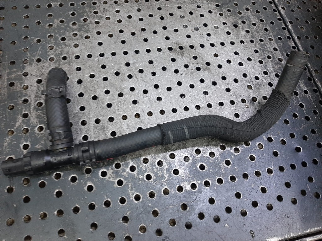 Conducta senzor combustibil 1.6 tdi cxx audi a3 vw golf 7 seat leon 04l919565