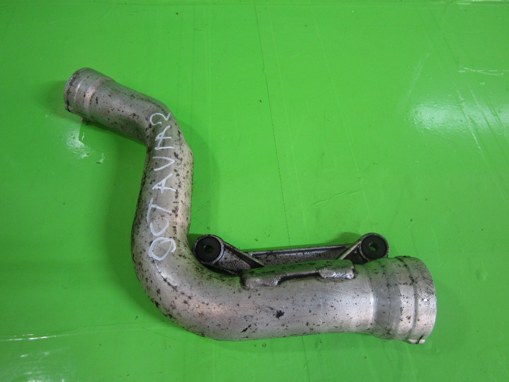 CONDUCTA / TEAVA ALUMINIU INTERCOOLER TURBO SKODA OCTAVIA II 2.0 TDI FAB. 2004 - 2013 ⭐⭐⭐⭐⭐