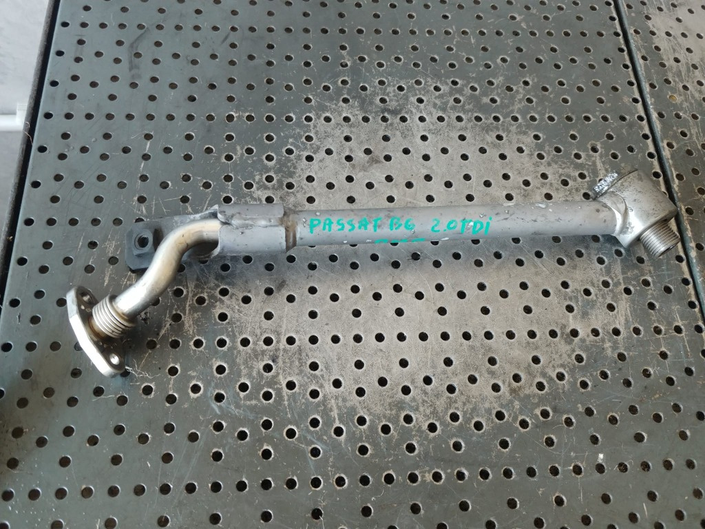 Conducta teava ulei 2.0 tdi audi a3 8p skoda superb 2 vw golf 6 tiguan 5n passat b6 3c2 03g145736f