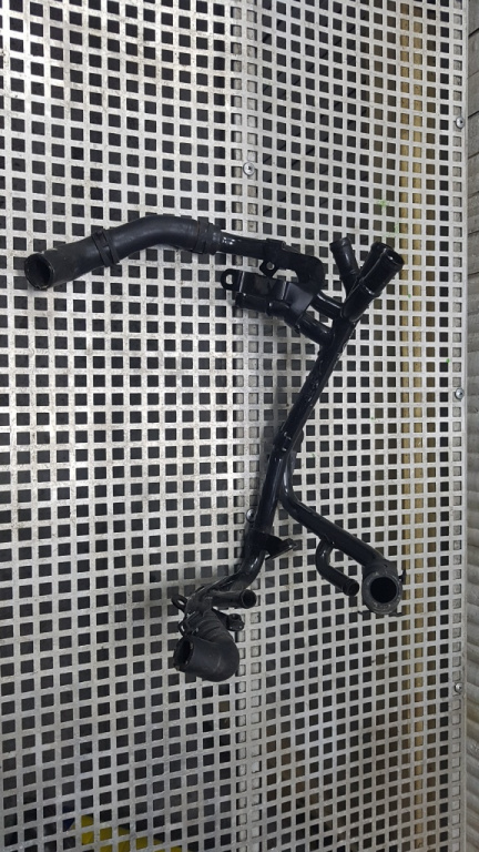 Conducta traseu apa Audi A6 4G 2,0TDI OEM 04L122157BH