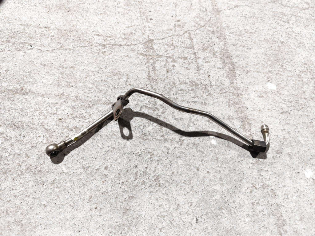 Conducta tur turbina 04L145771J Skoda Rapid 1.6 TDI an fab. 2015 - 2019