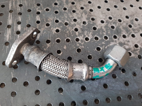 Conducta ulei 1.9 tdi bxe vw golf 5 passat b6 audi a3 8p skoda octavia 2 seat leon 038145736