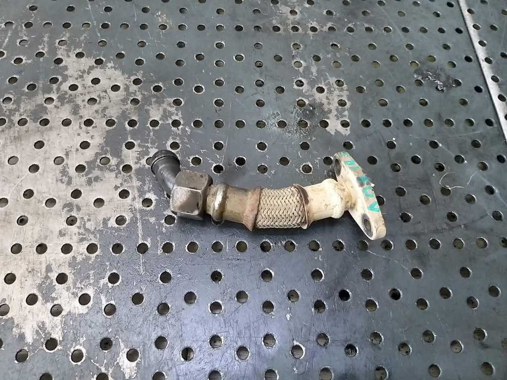 Conducta ulei 1.9 tdi vw sharan 038145736c