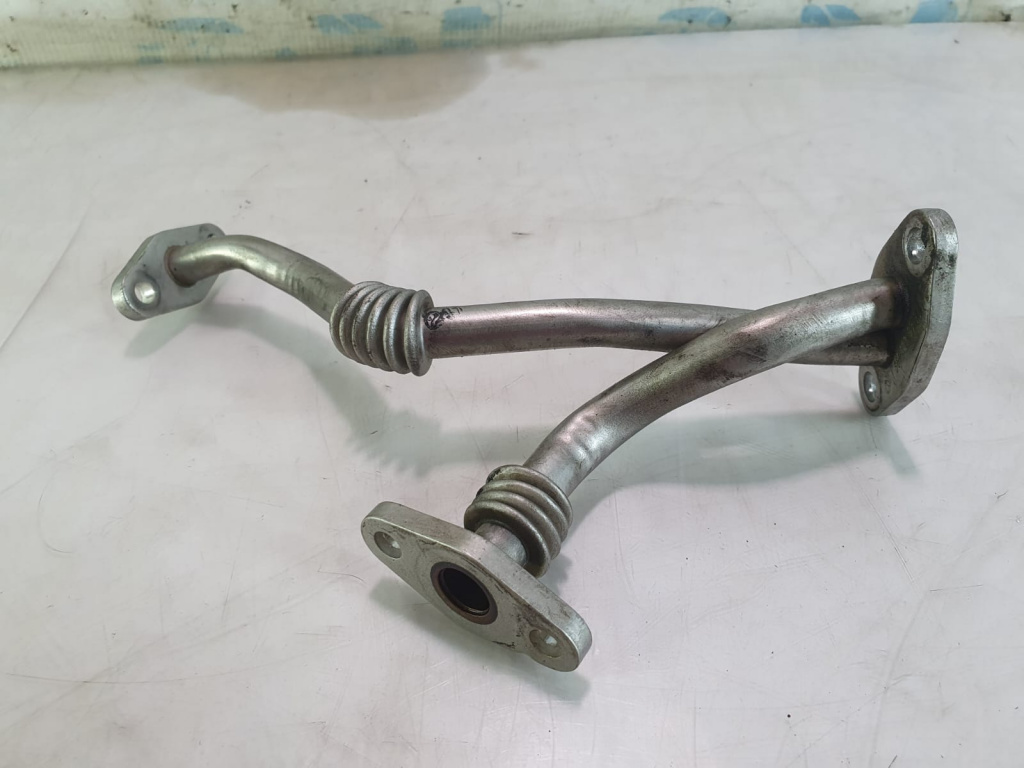 Conducta ulei a6511800722 2.2 cdi om651921 Mercedes-Benz C-Class W205/S205/C205 [2014 - 2018] 2.2 cdi om651921