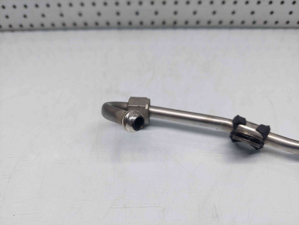 Conducta ulei Audi A4 (8K2, B8) [Fabr 2008-2015] OEM 2.7 TDI CGKA 2.7 TDI CGKA 140KW / 190CP