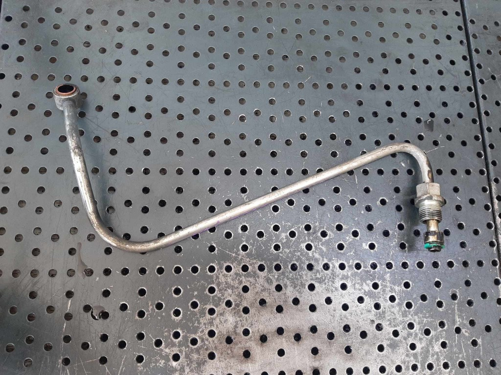 Conducta ulei k9kr846 1.5 dci renault megane 3