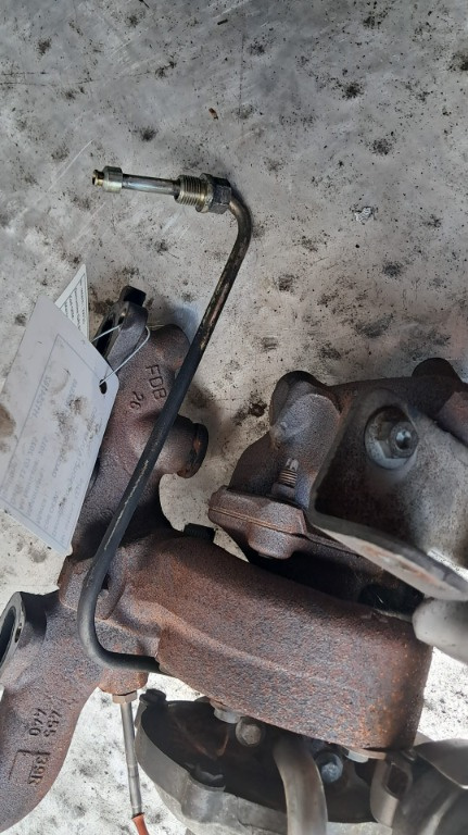 Conducta ulei retur Renault Kangoo 1.5 dci 110 CP cod motor K9K transinie manuala an 2015