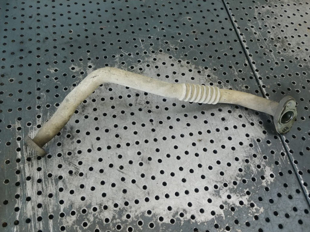 Conducta ulei toyota auris e15 1.4 d-4d 2007