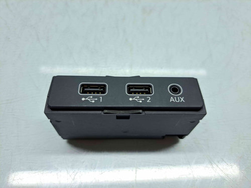 Conector auxiliar USB AUDI A5 Sportback (F5A, 9T) [Fabr 2016-prezent] 8W0035736