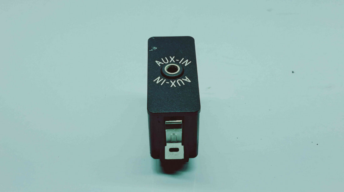 Conector auxiliar USB Bmw X3 (F25) [Fabr 2010-2017] 9237655