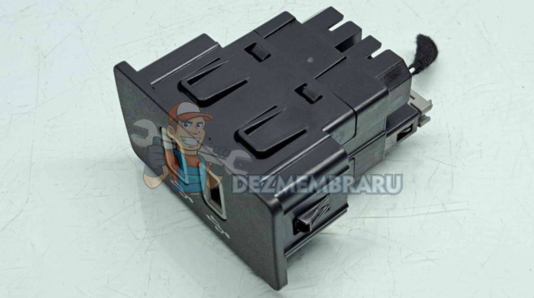Conector auxiliar USB Ford Mondeo 5 Sedan [Fabr 2014-2022] HC3T-14F014-BC