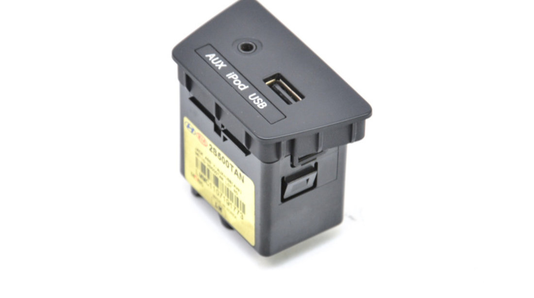 Conector Auxiliar USB Hyundai Ix35 (LM, EL, ELH) 2009 - Prezent Motorina 96110-2S500, 2S500TAN, 961102S500