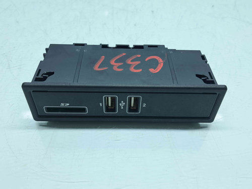 Conector auxiliar USB Mercedes Clasa C (W205) [Fabr 2014-prezent] A2058200226