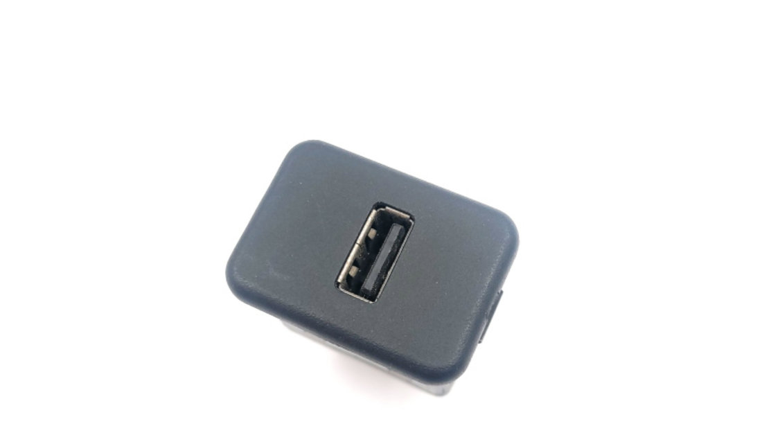 Conector Auxiliar USB Opel CORSA E 2014 - Prezent Benzina 20928734, 2092 8734