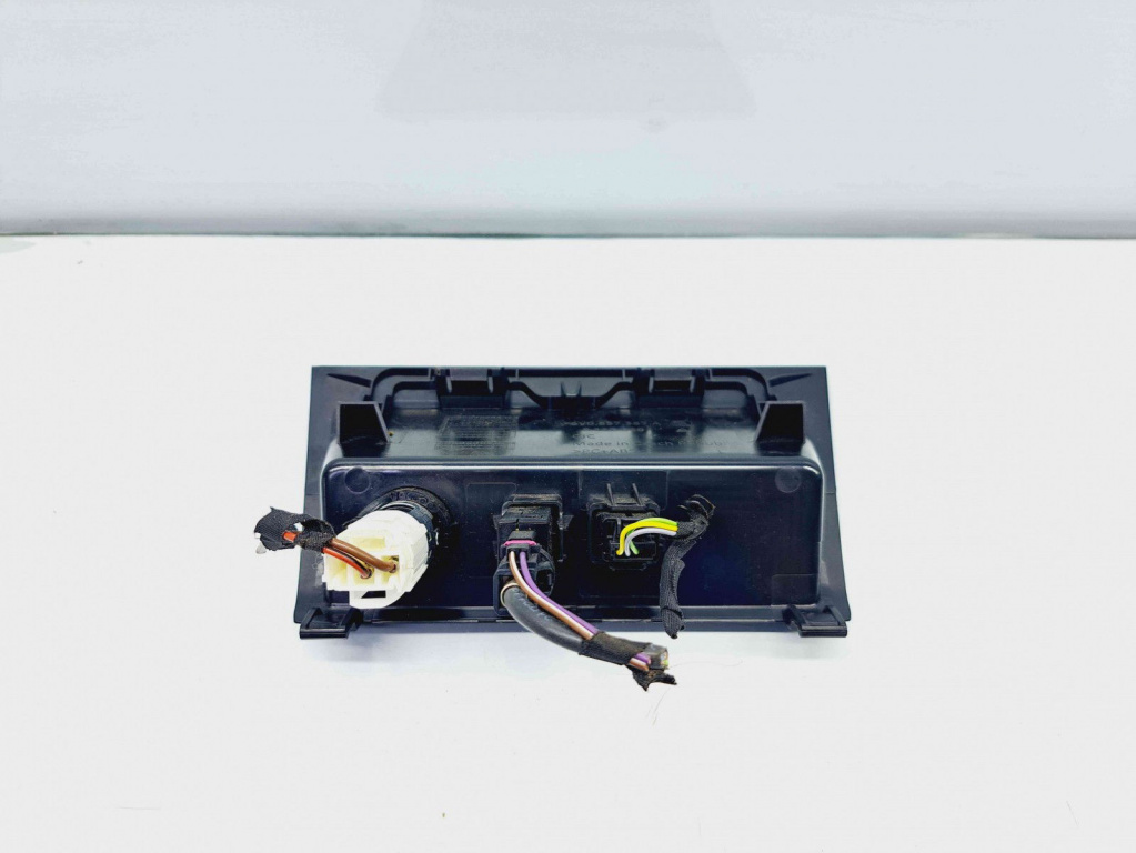 Conector auxiliar USB Skoda Fabia 3 (NJ3) [Fabr 2014-2022] 6V0857367A