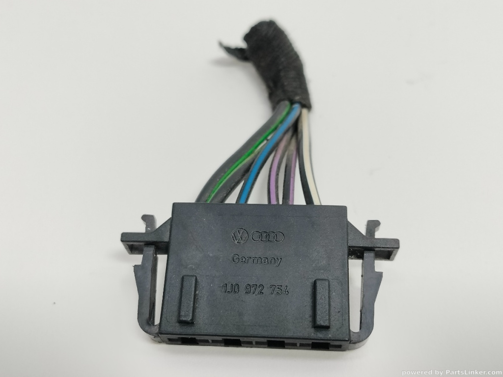 Conector electric VOLKSWAGEN PASSAT (365) [ 2010 - 2014 ] 1.6 TDi BlueMotion (CAYC) 77KW|105HP VAG OEM 1J0972754