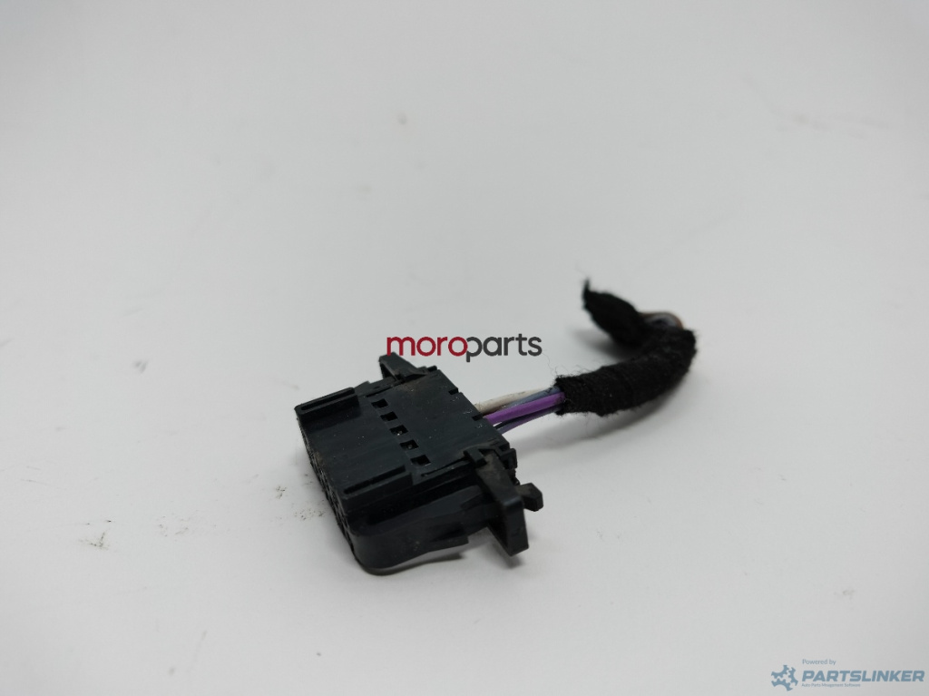 Conector instalatie electrica VAG OEM 3B0972726