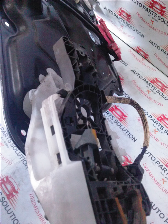 Conramaner usa dreapta spate VOLKSWAGEN PASSAT B7