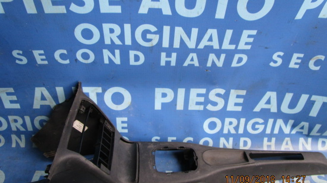 Consola bord VW Polo; 6N0863243