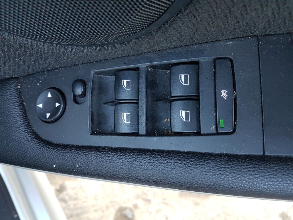 Consola Butoane Geamuri si Oglinzi BMW Seria 3 E90 2005 - 2011