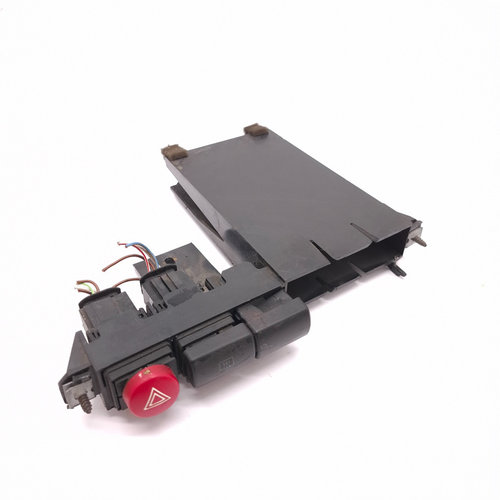 Consola Butoane Seat Cordoba (6L) 2002-2009 1.4 16V Bby Benzina 6L1858815, 6L1 858 815, M8255, M-825...