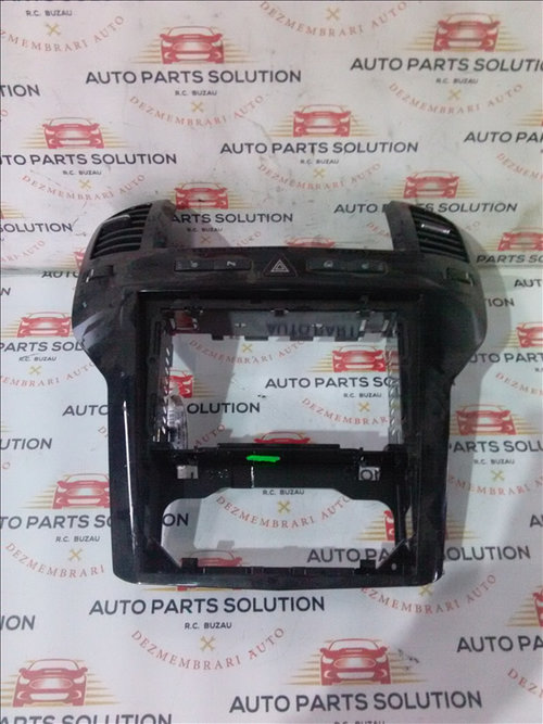 Consola centrala 1.7 D OPEL ZAFIRA B an fabr. 2011
