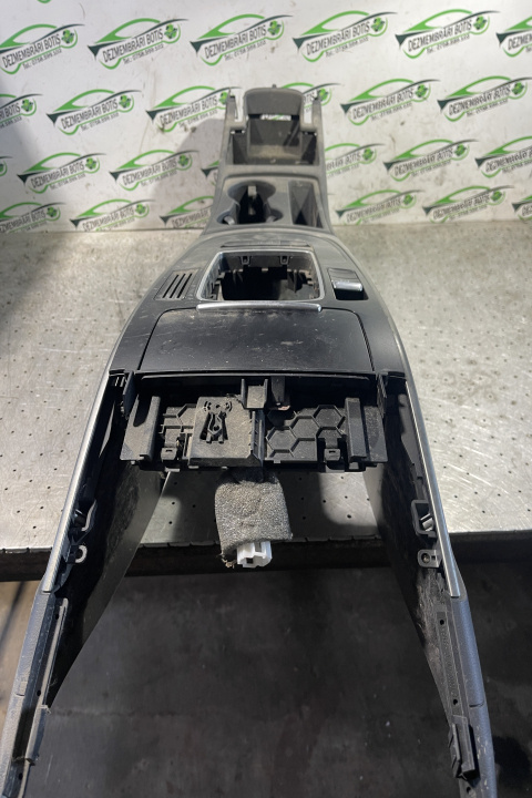 Consola centrala 8K0.864.981 D Audi A4 B8/8K [2007 - 2011] Sedan 4-usi