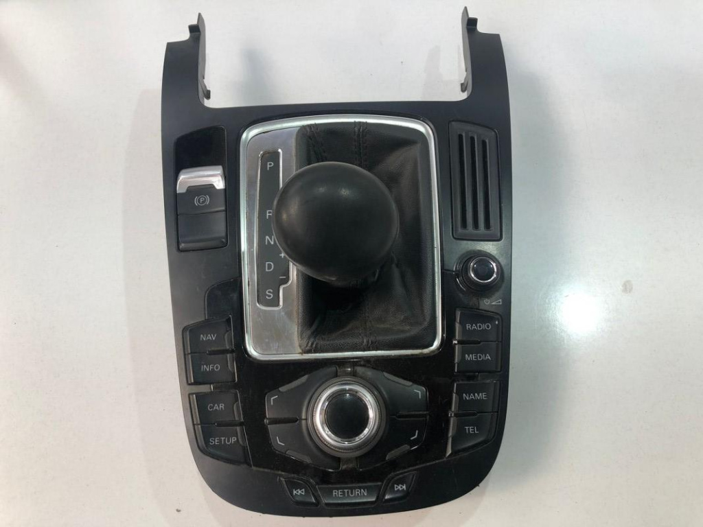 Consola centrala 8T0919609 Audi A4 B8/8K [2007 - 2011]